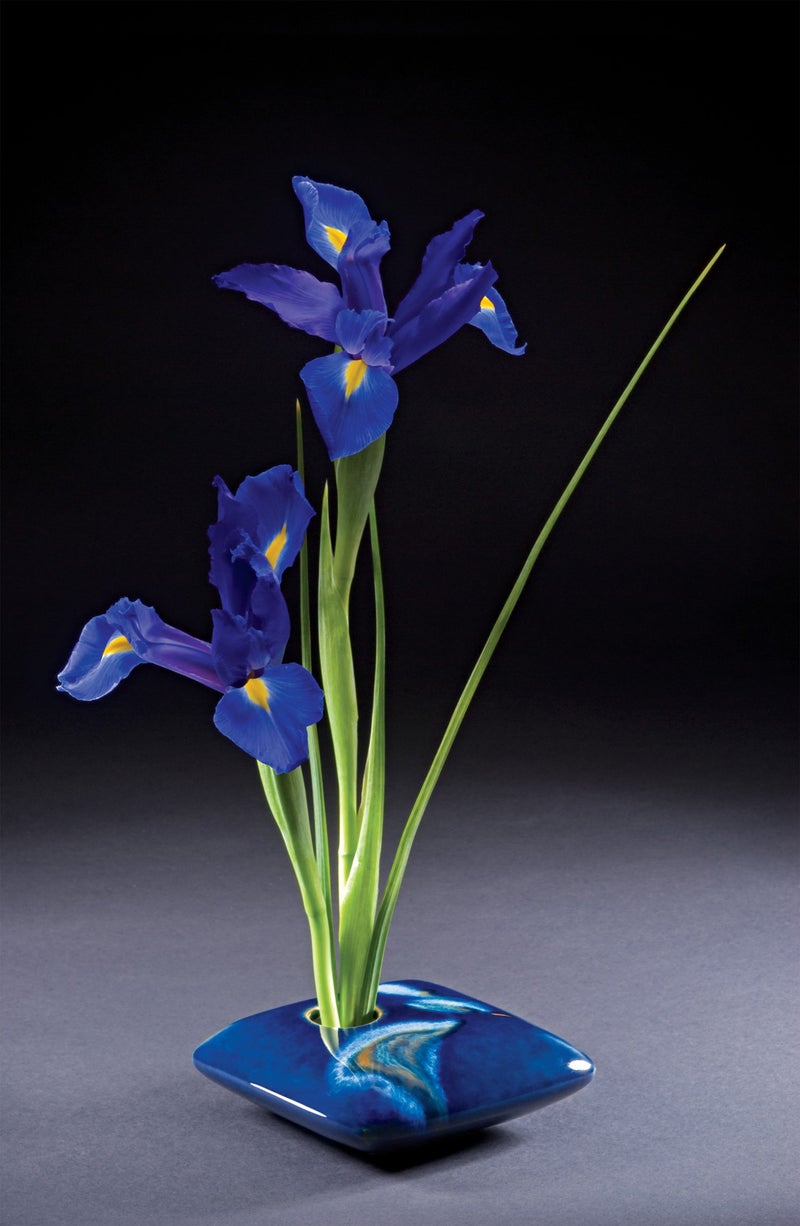Georgetown Pottery Square Ikebana Flower Vase, Dark Purple Zen - Image 2